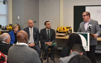 National leaders announce new manufacturing grant at district career center